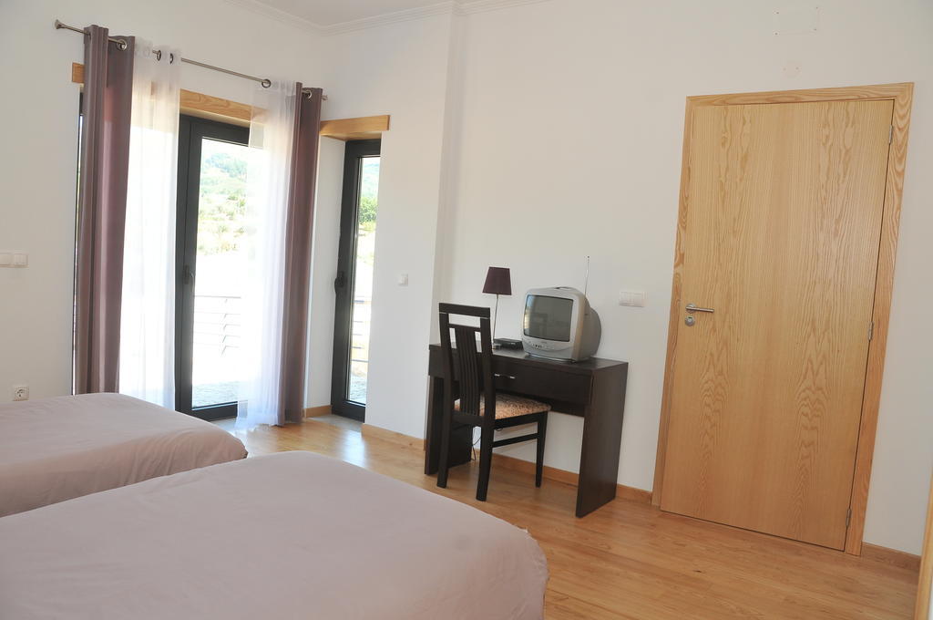 Casa Do Cabeco Guest House Seia Bilik gambar